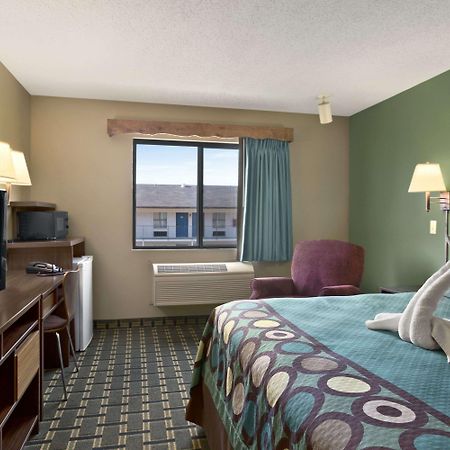Super 8 By Wyndham Russellville Ngoại thất bức ảnh