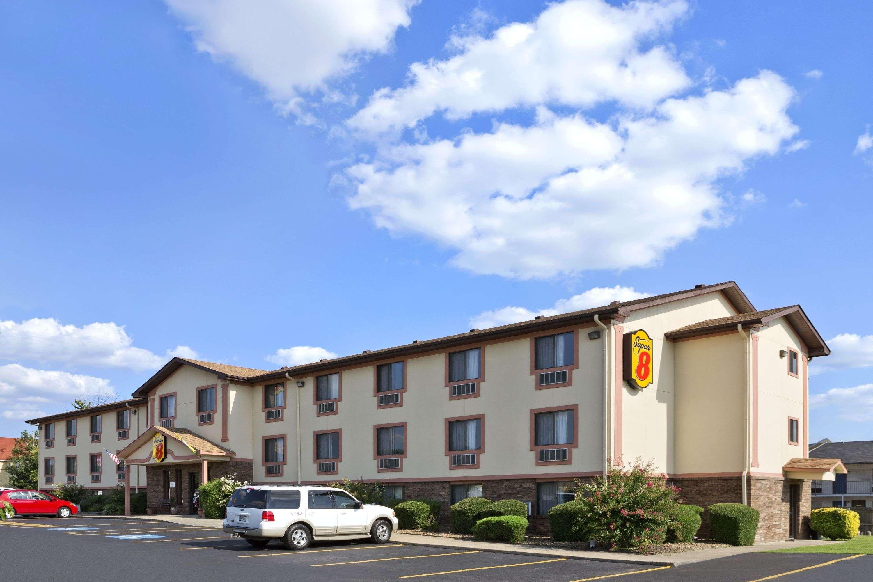 Super 8 By Wyndham Russellville Ngoại thất bức ảnh