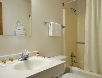 Super 8 By Wyndham Russellville Ngoại thất bức ảnh